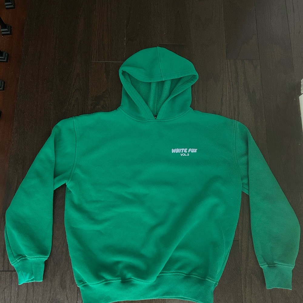 White fox hoodie in green